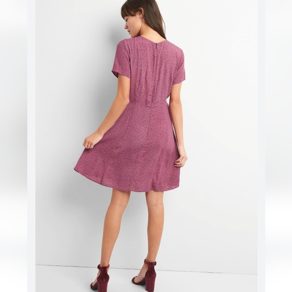 Gap Floral Dress NWOT Small 2/4 - Picture 2 of 5